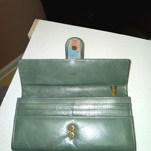 Hobo Taylor Vintage Hide Wallet